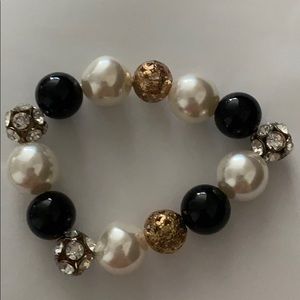 BUNDLE Pearl necklace earrings &bracelet costume jewelry